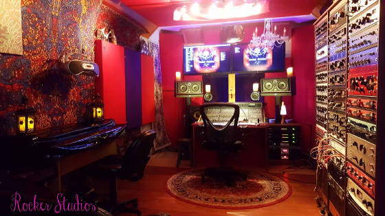 Studio/room.jpg